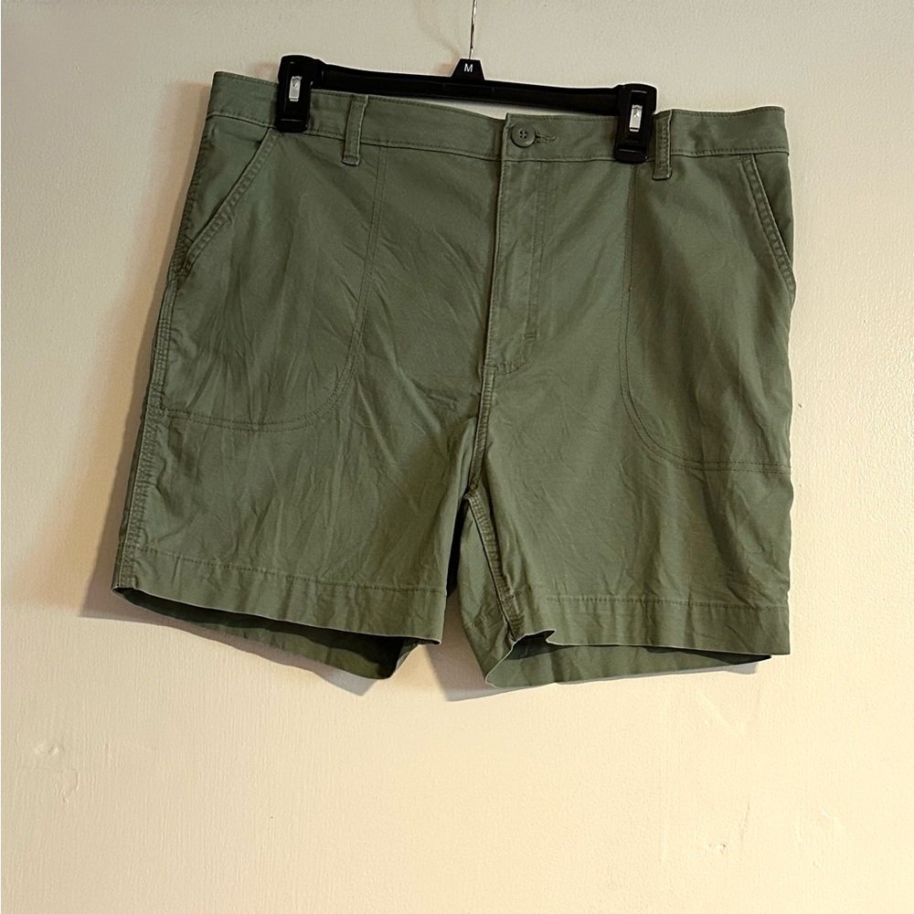 Bundle 3 items for $10!  Lee Women’s Shorts 16